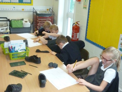Year 3 T1 Pankhurst - Drawing with our feet