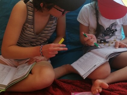 Brianna and Dina kept busy by reading in the sunshine, practising on TTRS and their English and Maths on Busy Things, colouring, stretches with Cosmic kids yoga and making fruit kebabs, inspired by Sima & Ben. Brianna has been sewing outfits for her doll.