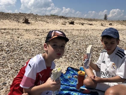 Isaac from Attenborough class and Elliot from Turner class had a fun few hours at the beach looking at all the interesting shells. Isaac was super excited to find a Mermaids Purse!!!!