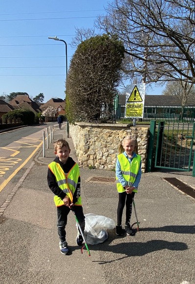 Litter picking - Beth and Alex